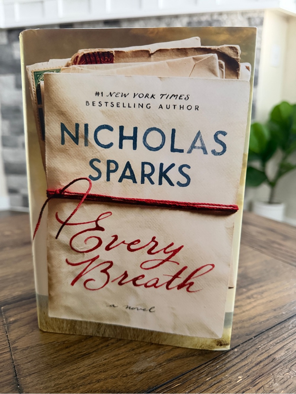 Every Breath - Nicholas Sparks (Hard Back)